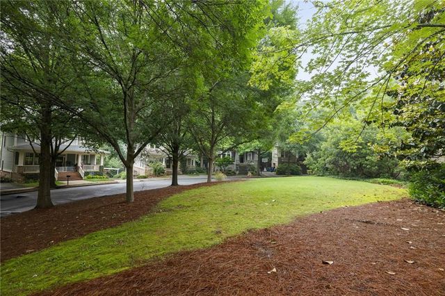 401 Sutherland Place NE, Atlanta, GA 30307