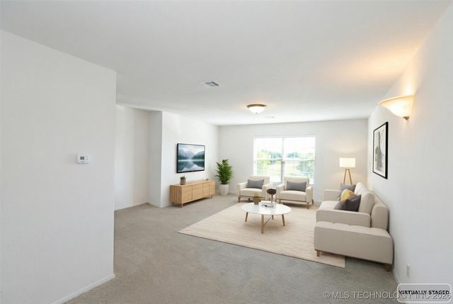 8221 N 154th East Avenue, Owasso, OK 74055