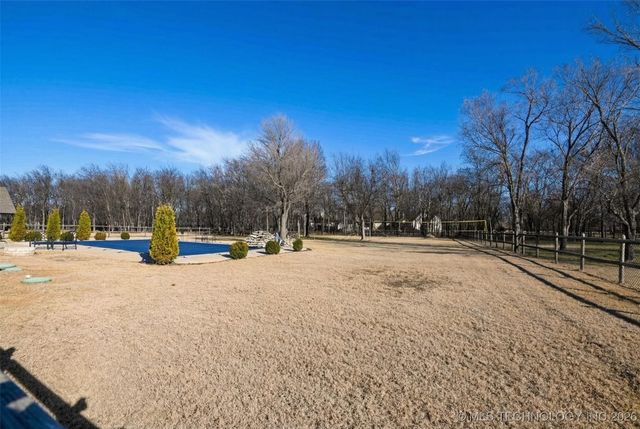 8221 N 154th East Avenue, Owasso, OK 74055