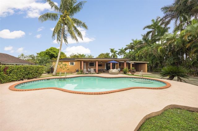 20450 SW 198th Ave, Miami, FL 33187