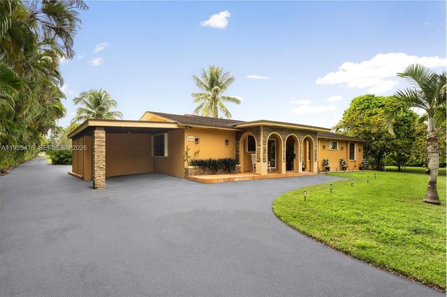 20450 SW 198th Ave, Miami, FL 33187
