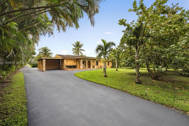 20450 SW 198th Ave, Miami, FL 33187