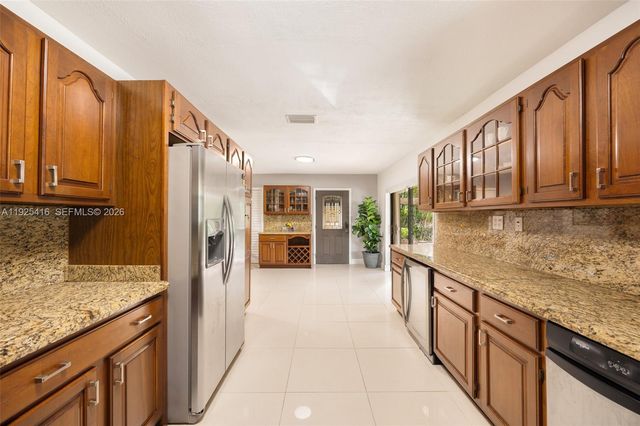 20450 SW 198th Ave, Miami, FL 33187