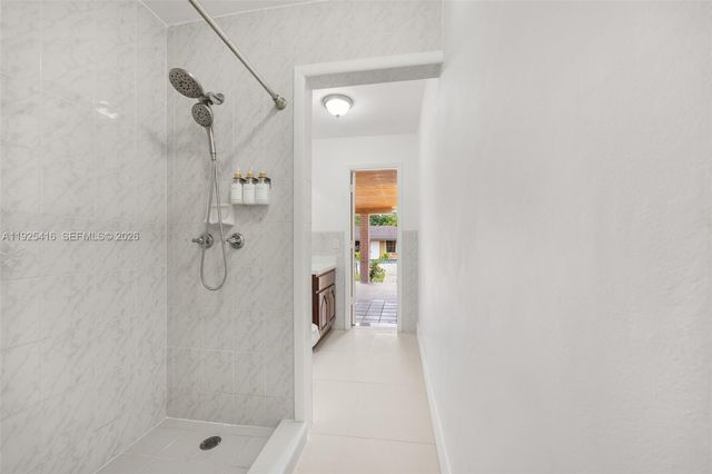 20450 SW 198th Ave, Miami, FL 33187