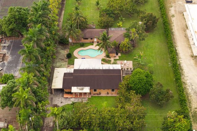 20450 SW 198th Ave, Miami, FL 33187