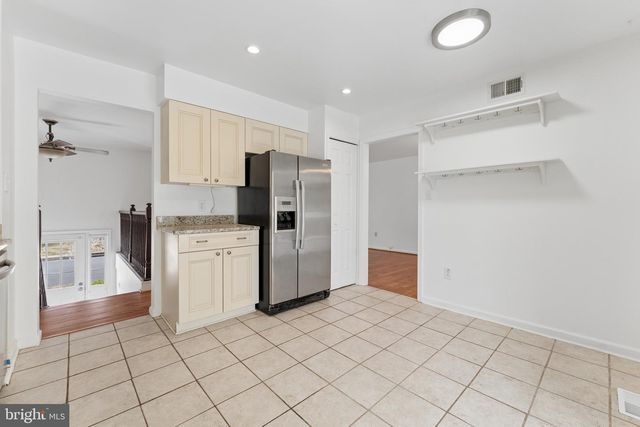 8910 SPUR RD, Springfield, VA 22153