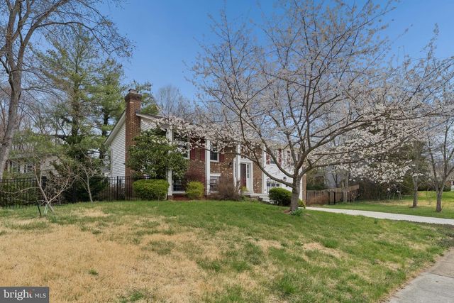 8910 SPUR RD, Springfield, VA 22153