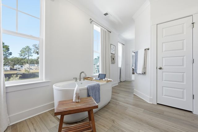 116 Crosswick Street, Summerville, SC 29483