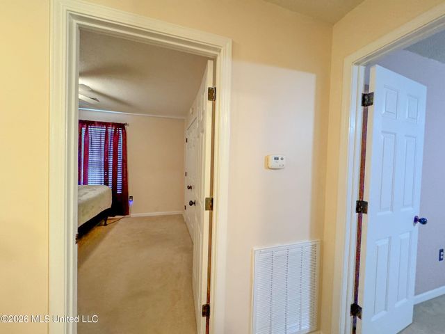 408 Hunters Parkway, Batesville, MS 38606