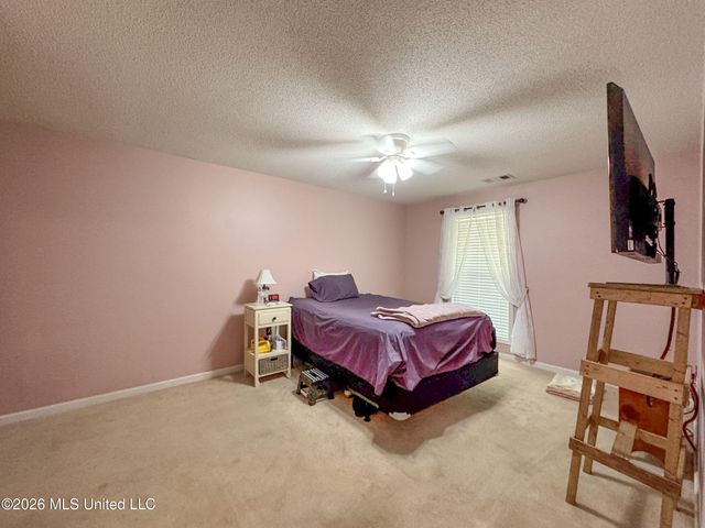 408 Hunters Parkway, Batesville, MS 38606