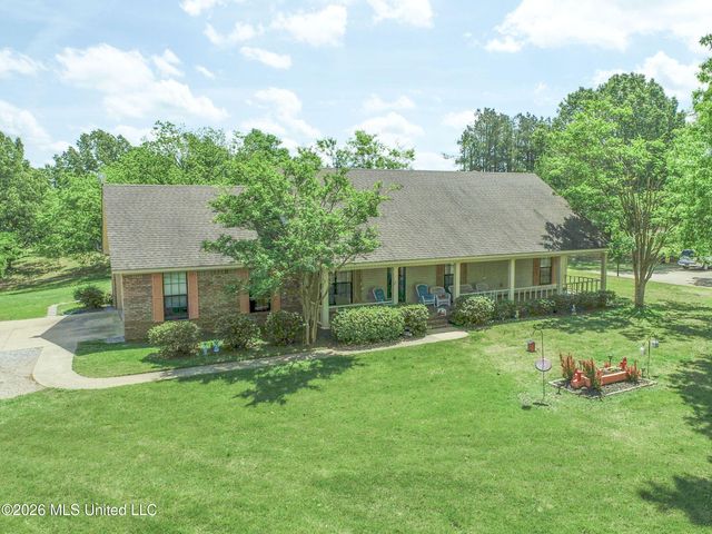 408 Hunters Parkway, Batesville, MS 38606