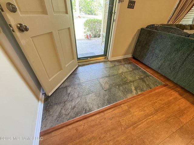 408 Hunters Parkway, Batesville, MS 38606