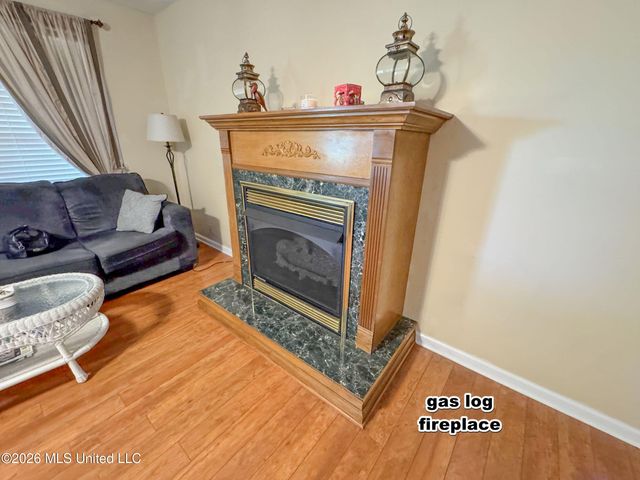 408 Hunters Parkway, Batesville, MS 38606