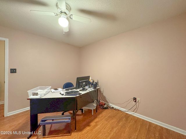 408 Hunters Parkway, Batesville, MS 38606
