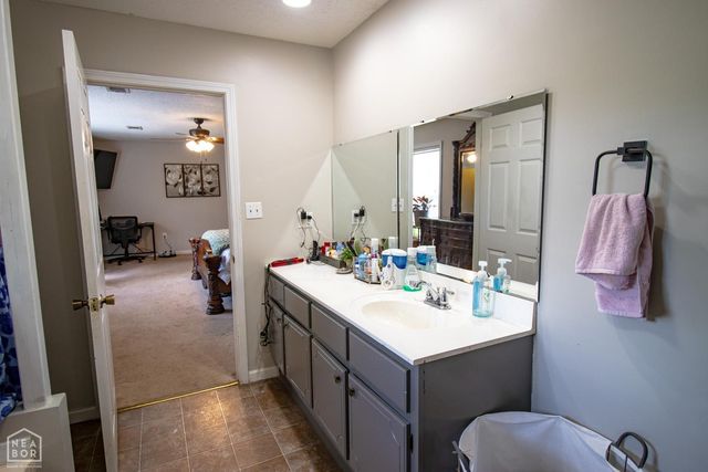 116 County Road 457, Jonesboro, AR 72404