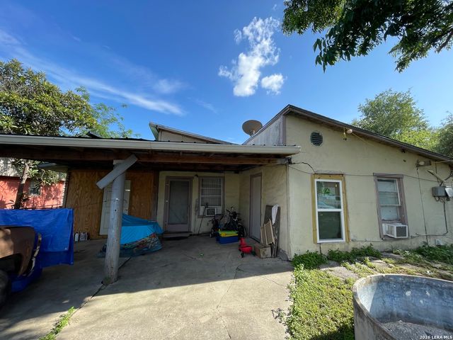 330 BRADLEY ST., San Antonio, TX 78211