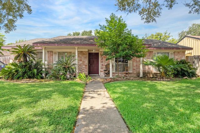 12330 Longbrook Drive, Houston, TX 77099