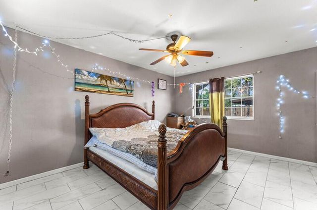 305 Henthorne Drive, Palm Springs, FL 33461