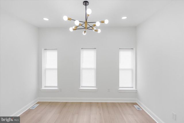 2424 E BIDDLE ST, Baltimore, MD 21213