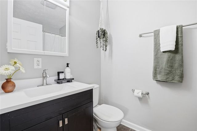 38 Grantwood Drive, West Carrollton, OH 45449