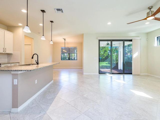 8196 Hanoverian Drive, Lake Worth, FL 33467