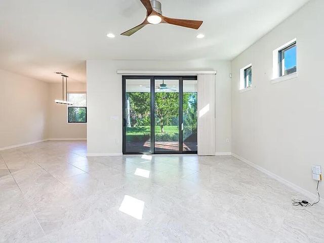 8196 Hanoverian Drive, Lake Worth, FL 33467