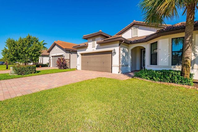 8196 Hanoverian Drive, Lake Worth, FL 33467