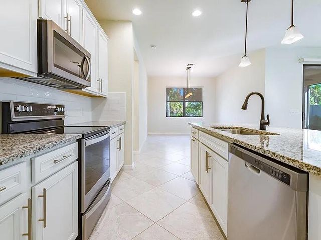 8196 Hanoverian Drive, Lake Worth, FL 33467