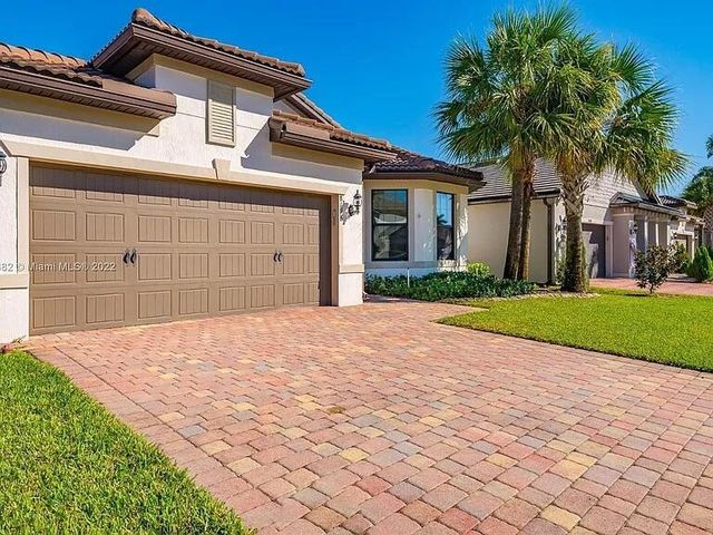 8196 Hanoverian Drive, Lake Worth, FL 33467
