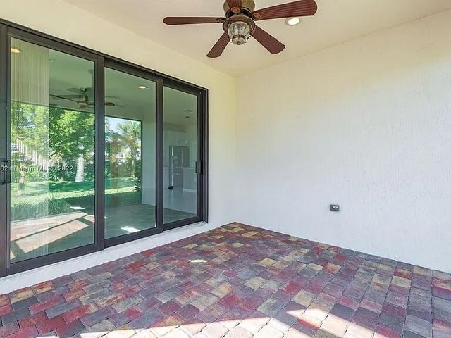 8196 Hanoverian Drive, Lake Worth, FL 33467