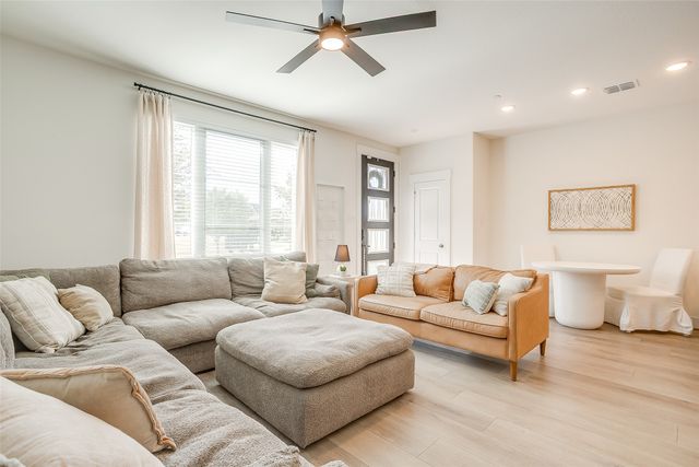 7705 Reis Lane, North Richland Hills, TX 76182
