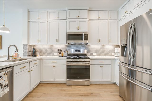 7705 Reis Lane, North Richland Hills, TX 76182
