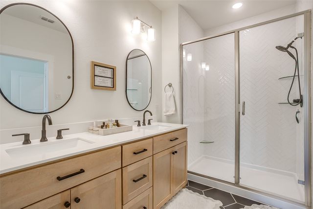 7705 Reis Lane, North Richland Hills, TX 76182