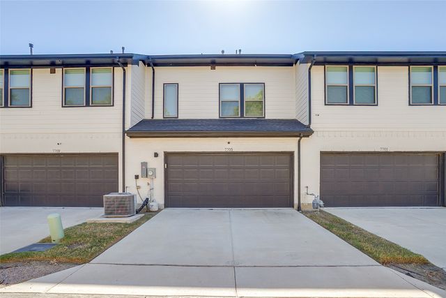 7705 Reis Lane, North Richland Hills, TX 76182