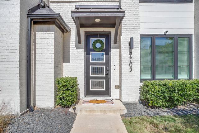 7705 Reis Lane, North Richland Hills, TX 76182