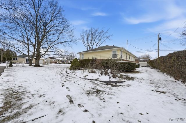 62 Benson Drive, Lancaster, NY 14086