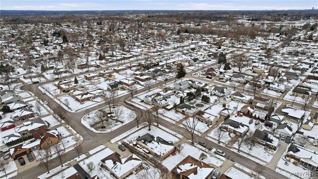 62 Benson Drive, Lancaster, NY 14086