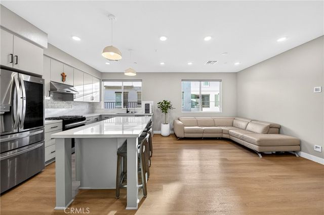 285 Vista Dr 62, La Habra, CA 90631