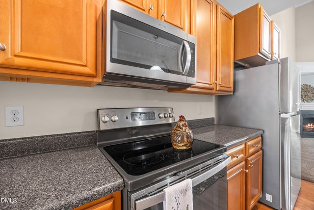 842 Queen City Crescent, Apex, NC 27523