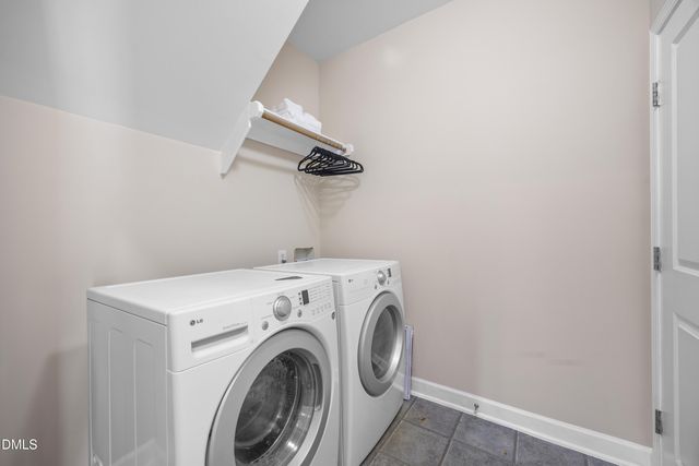 842 Queen City Crescent, Apex, NC 27523