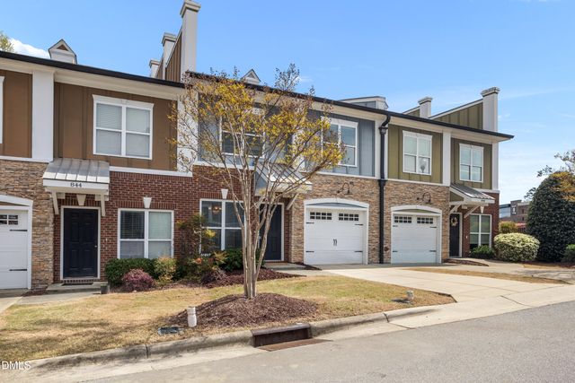 842 Queen City Crescent, Apex, NC 27523