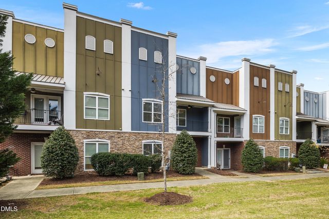 842 Queen City Crescent, Apex, NC 27523