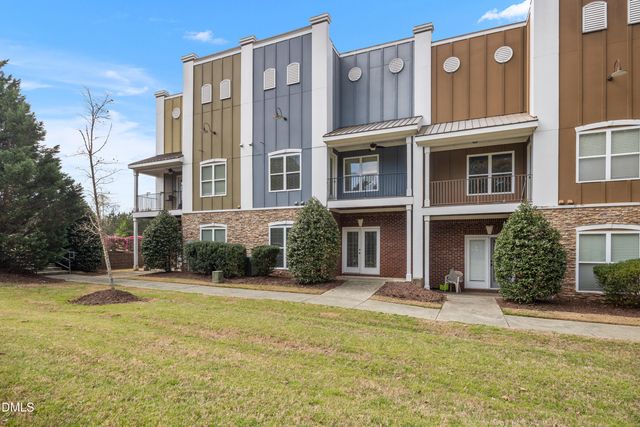 842 Queen City Crescent, Apex, NC 27523