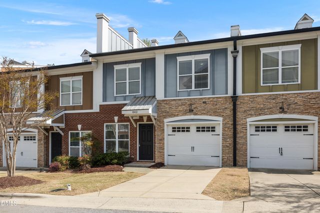 842 Queen City Crescent, Apex, NC 27523