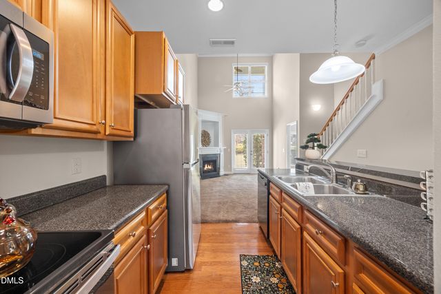 842 Queen City Crescent, Apex, NC 27523