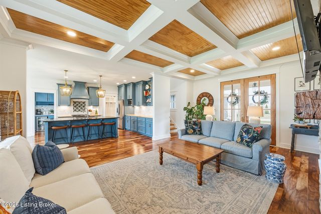 6370 Clore Ln, Crestwood, KY 40014