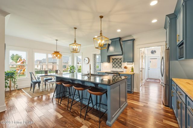 6370 Clore Ln, Crestwood, KY 40014