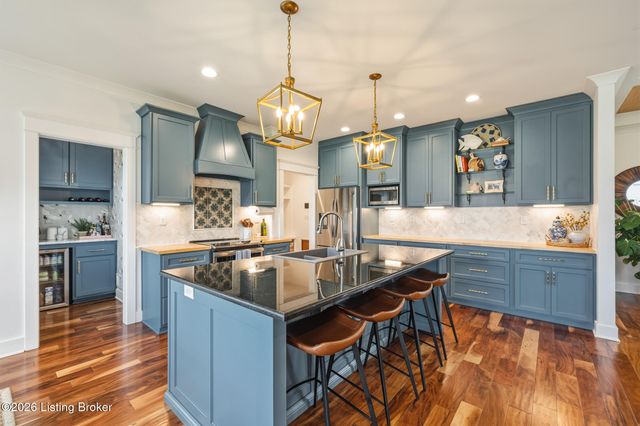 6370 Clore Ln, Crestwood, KY 40014