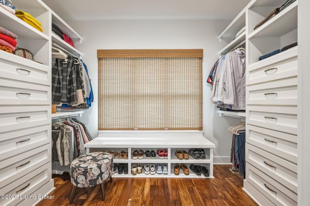 6370 Clore Ln, Crestwood, KY 40014