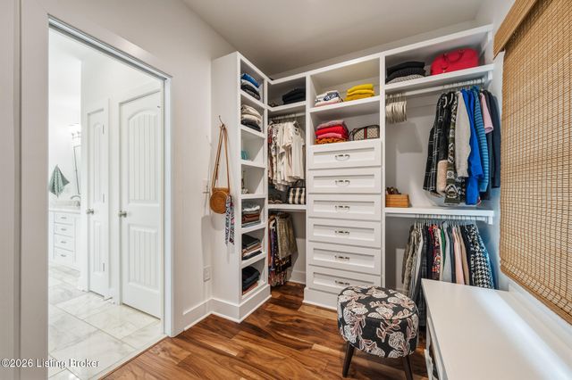 6370 Clore Ln, Crestwood, KY 40014